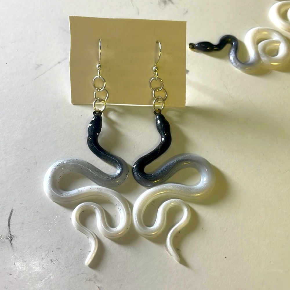 Greyscale serpent earrings